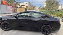 Chrysler 200